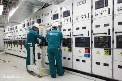 Special measures for switching MV capacitor banks and filter circuits